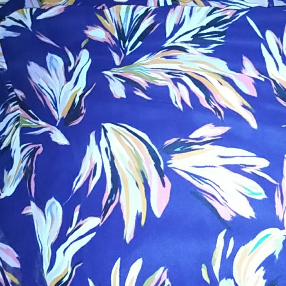 Dress - Picture 6 of 7